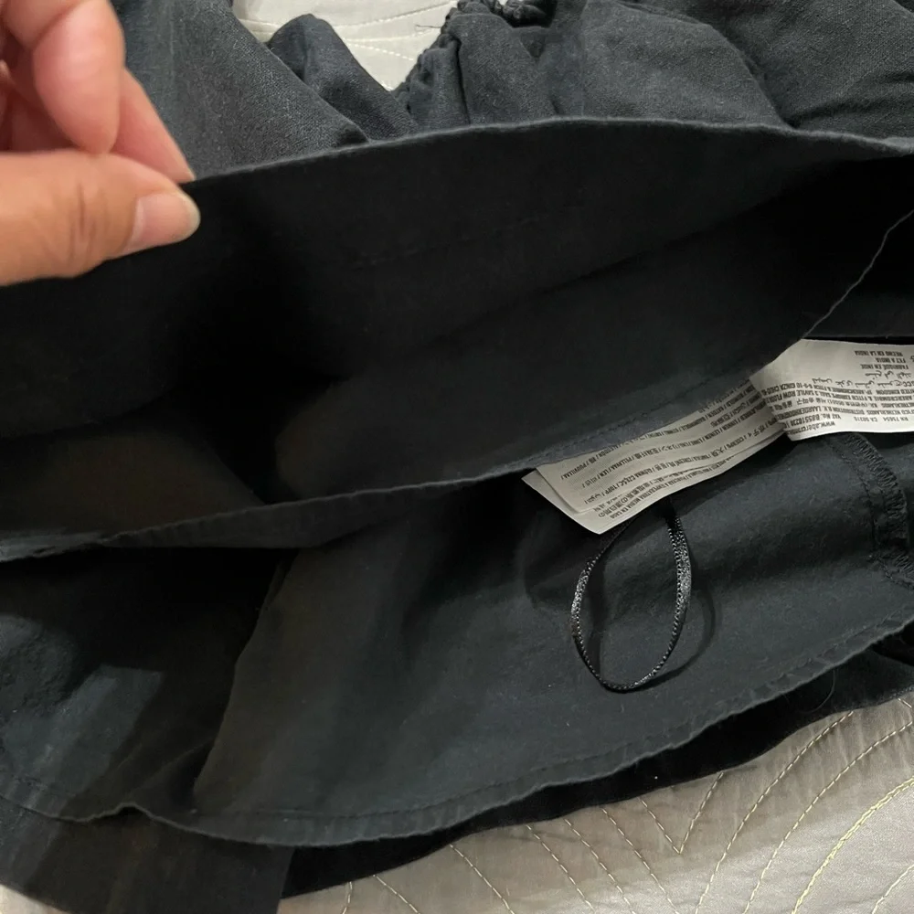 Abercrombie & Fitch Off-Shoulder Black Blouse